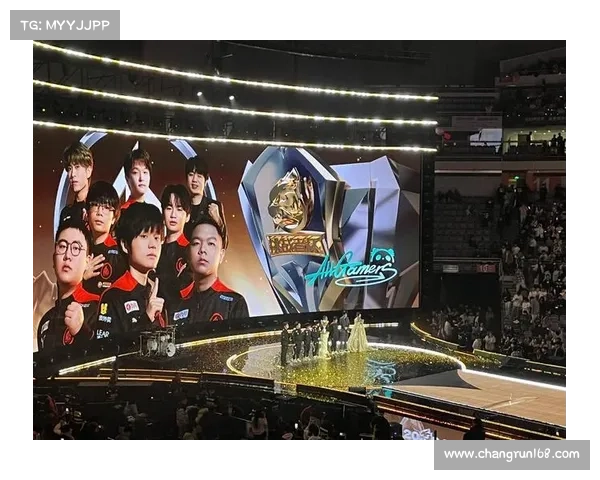 如何通过战术调整与团队协作助力球队冲击联赛冠军荣耀