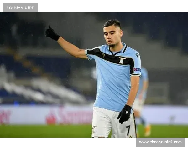 如何通过青训提升球队竞争力推动曼联实现全面复兴目标