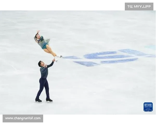 尤利娅·利普尼茨卡娅欧洲花样滑冰锦标赛勇夺冠军再创辉煌